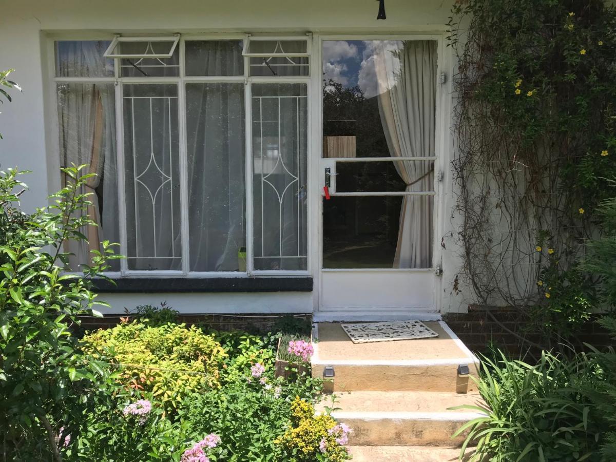 Rosewood Corner, Clarens Bed & Breakfast Bilik gambar